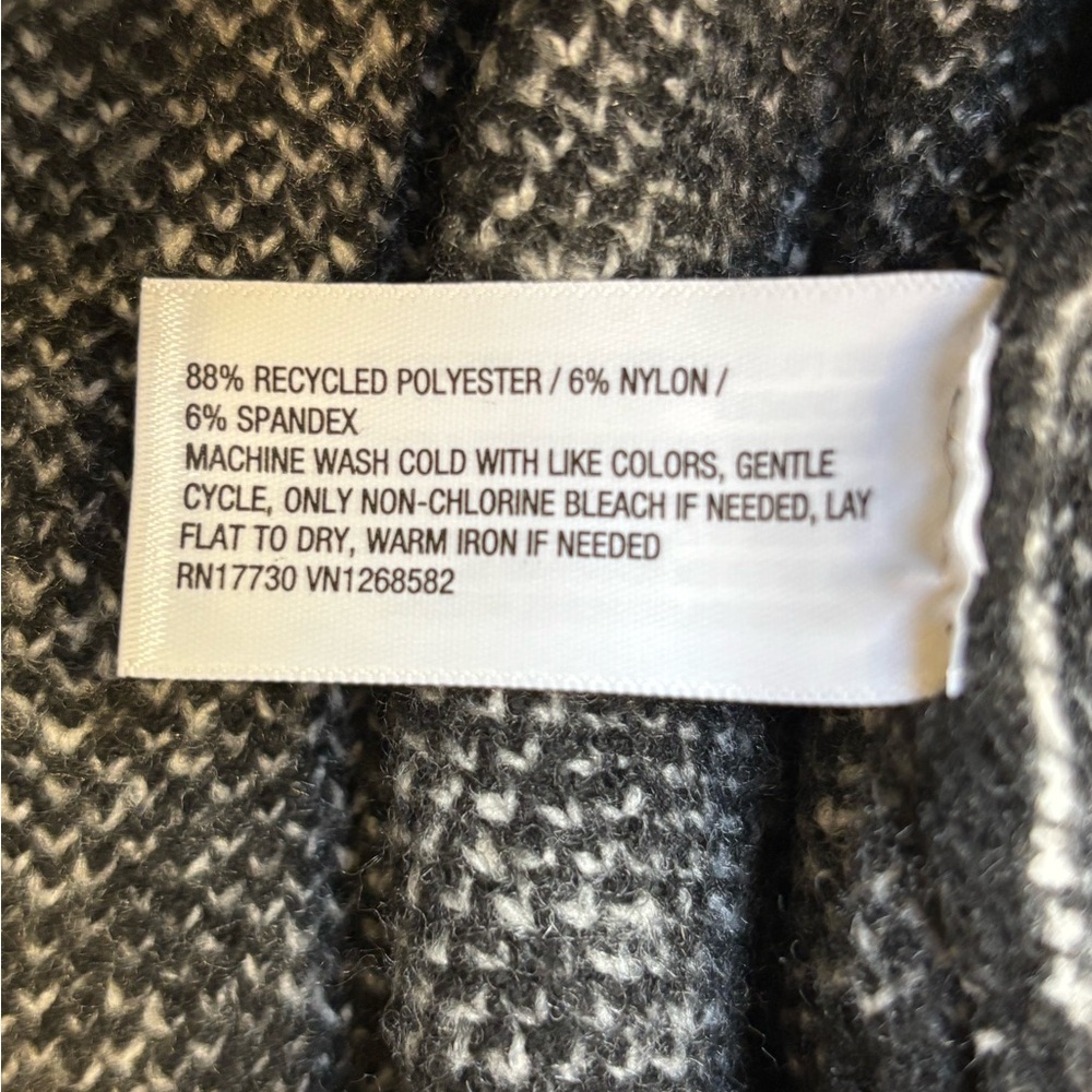 Wild Fable NWT Black & White Bow Cropped Sweater – Size M       🎀🖤🎀 - Picture 6 of 6
